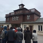 Das Eingangstor der Gedenkstätte Buchenwald IMG_2027.JPG