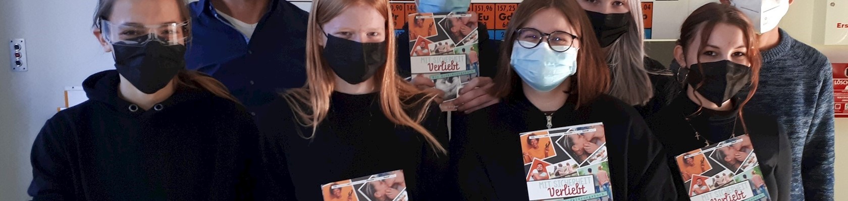 Bild Mit Schülern Der Klasse 9A Und 9B