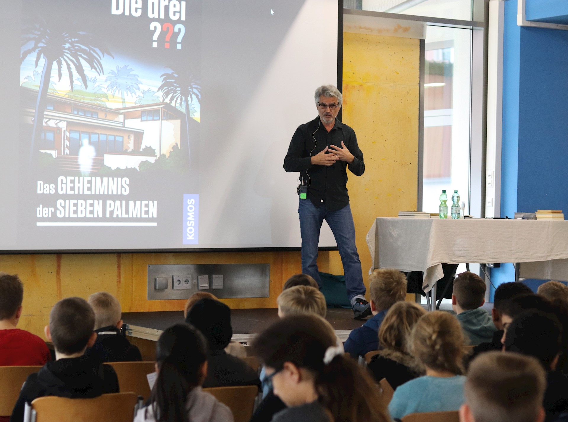 Autorinnen- und Autorenlesungen